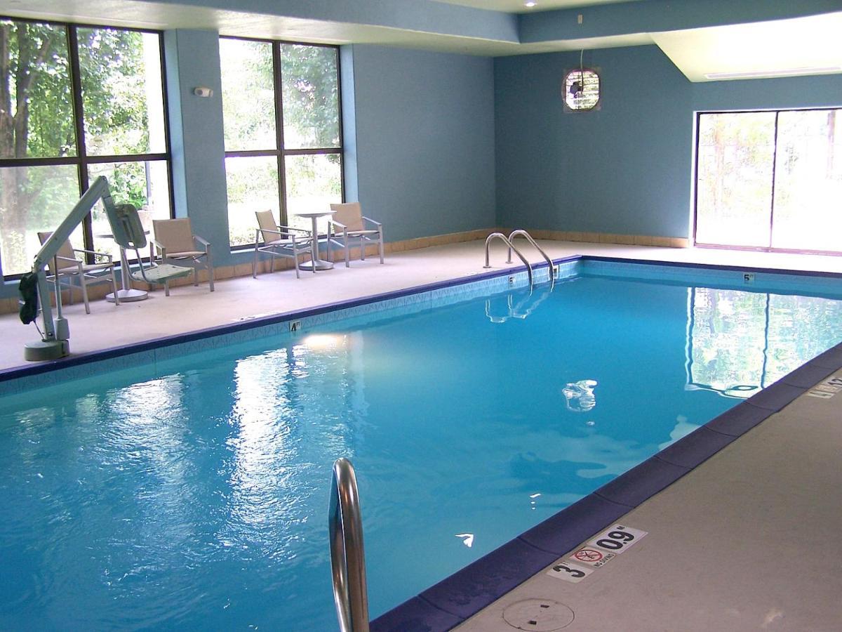Holiday Inn Express - New Albany Kültér fotó